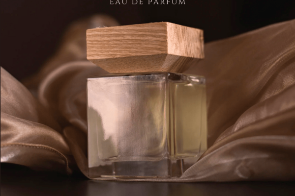 Brown Elegant Eau de Parfum Instagram Post